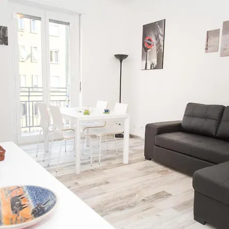 Mi Suzzani Apartamento Milão Exterior foto
